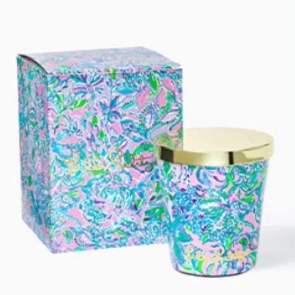 Lilly Pulitzer Other - Lilly Pulitzer Multi Coconut Crew GWP Candle